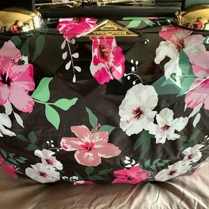 Hard case toiletry/makeup bag